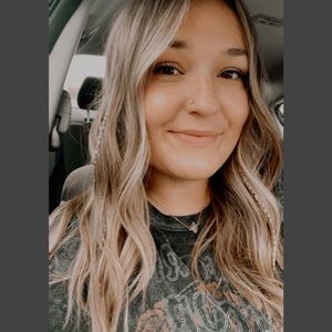 Meet your Posher, Cheri